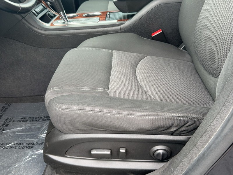 Chevrolet Traverse Vehicle Image 21