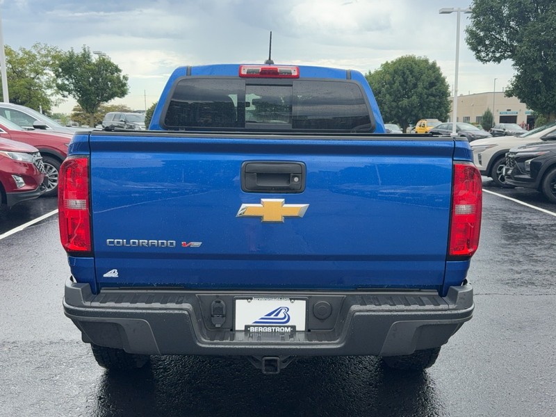 Chevrolet Colorado Vehicle Image 04