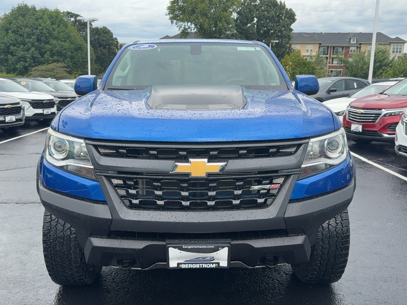 Chevrolet Colorado Vehicle Image 09