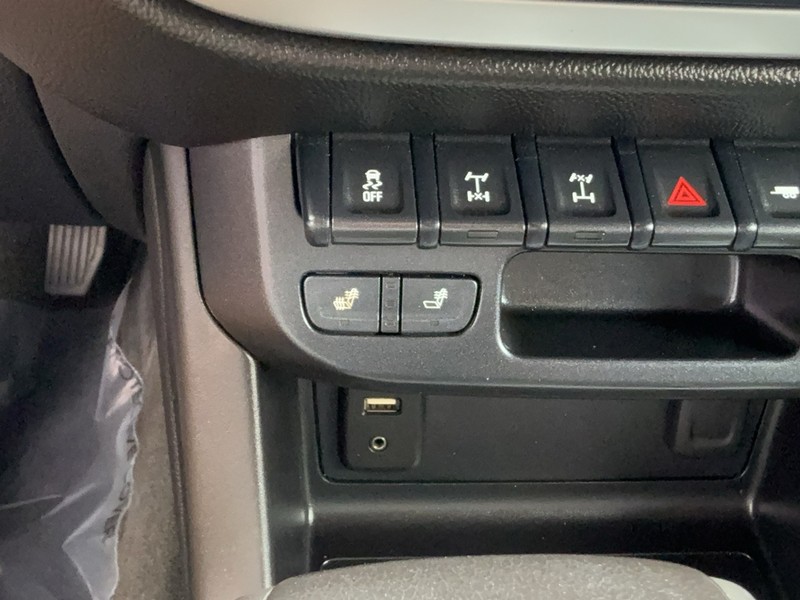 Chevrolet Colorado Vehicle Image 19
