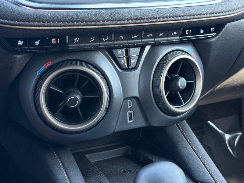 Chevrolet Blazer Vehicle Full-screen Gallery Image 19