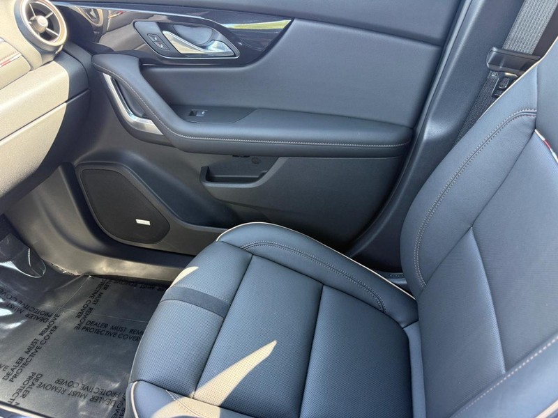 Chevrolet Blazer Vehicle Full-screen Gallery Image 22