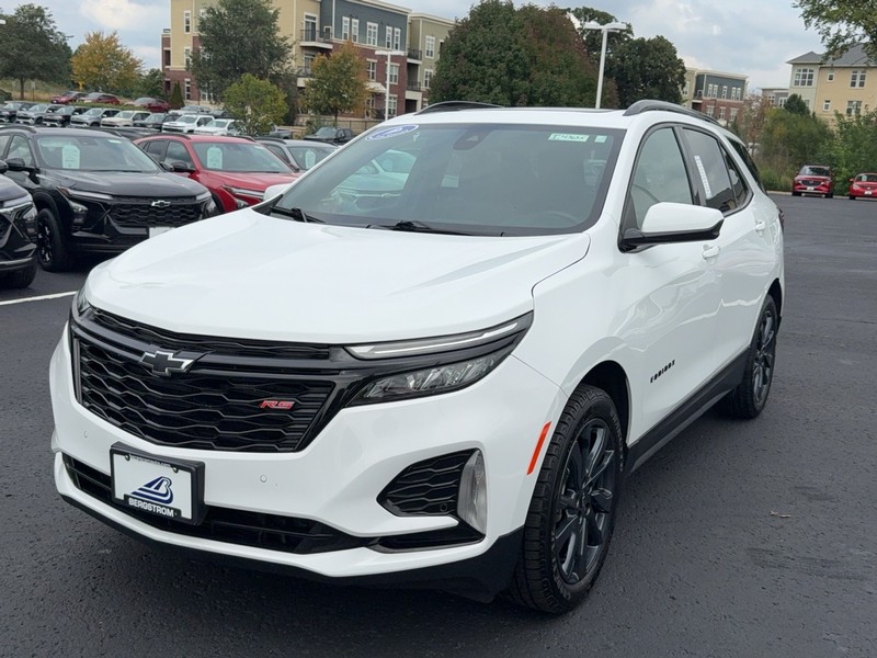Chevrolet Equinox Vehicle Full-screen Gallery Image 08