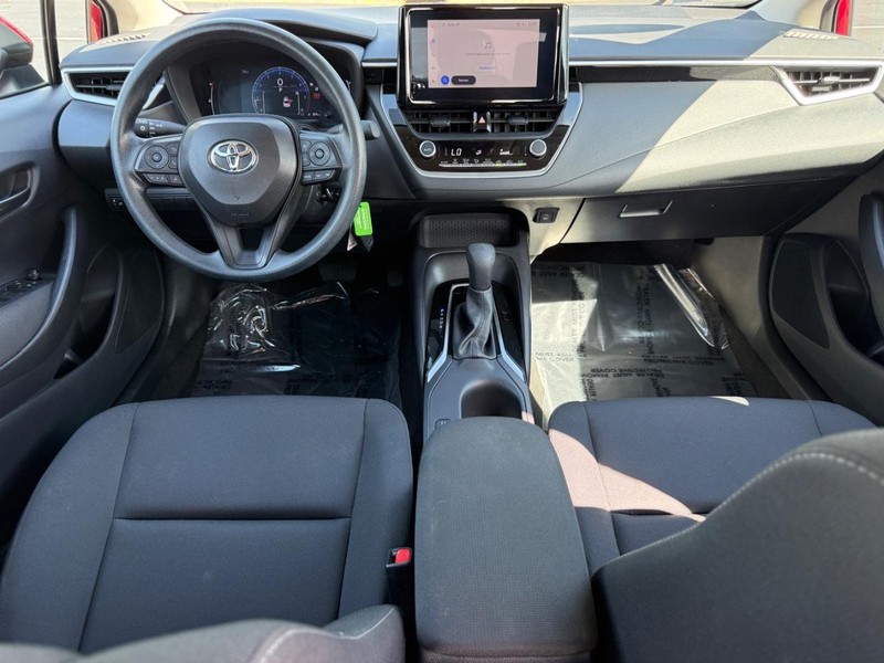 Toyota Corolla Vehicle Image 11