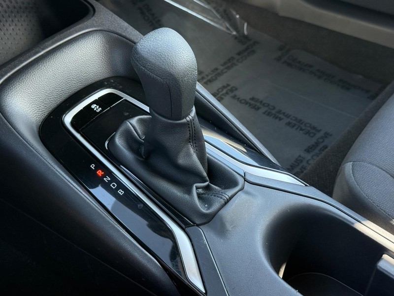 Toyota Corolla Vehicle Image 18