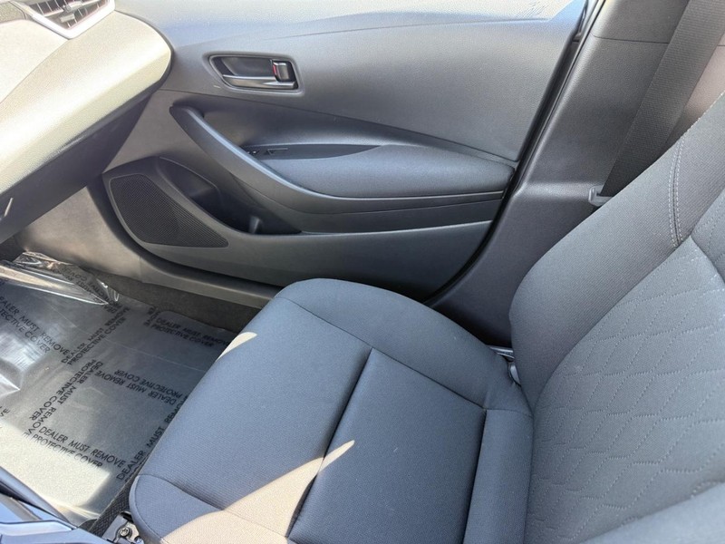 Toyota Corolla Vehicle Image 19