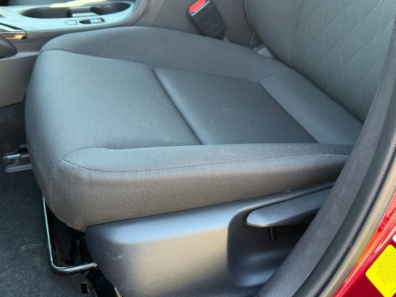 Toyota Corolla Vehicle Image 23