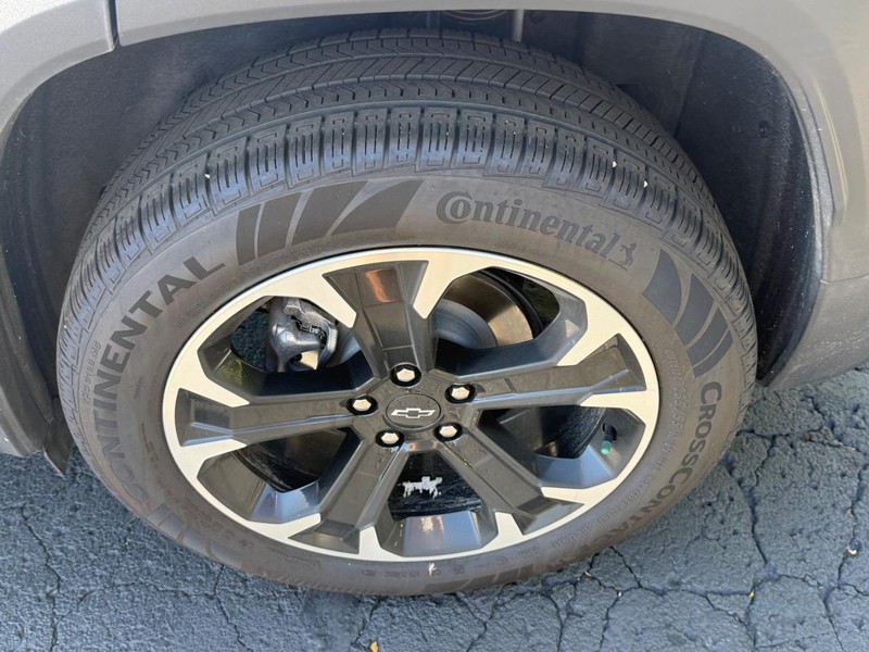 Chevrolet Equinox Vehicle Full-screen Gallery Image 07