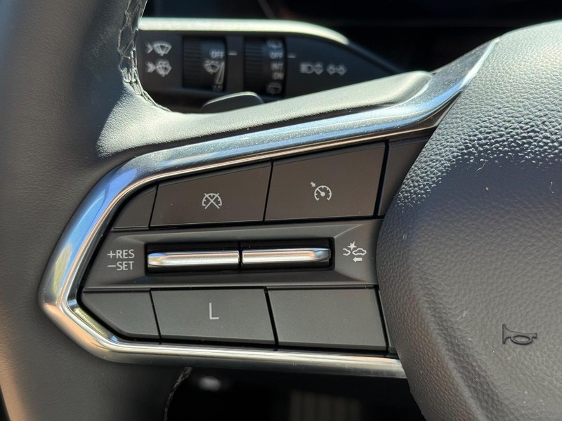 Chevrolet Equinox Vehicle Full-screen Gallery Image 15