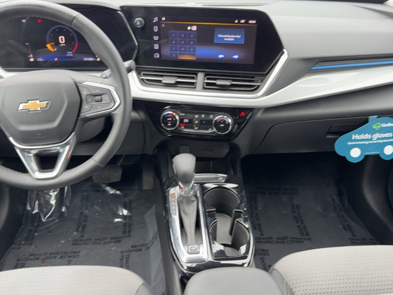 Chevrolet Trax Vehicle Image 11