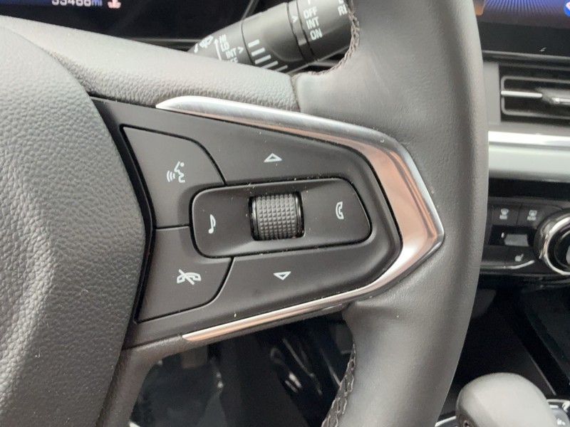 Chevrolet Trax Vehicle Image 17