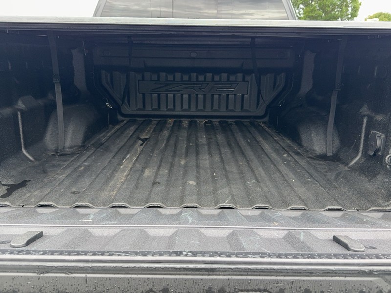 Chevrolet Colorado Vehicle Image 05