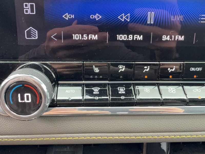 Chevrolet Colorado Vehicle Image 20