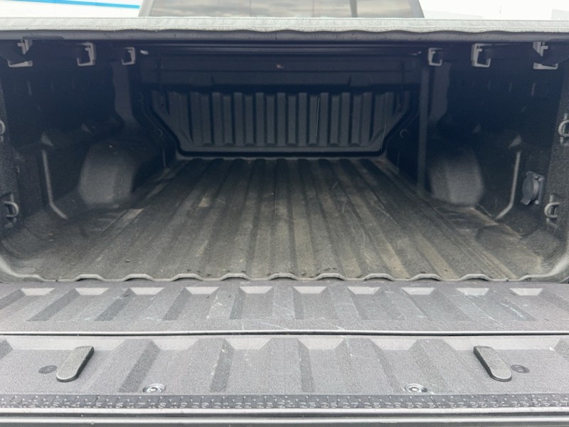 Chevrolet Colorado Vehicle Image 05
