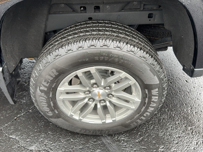 Chevrolet Colorado Vehicle Image 07