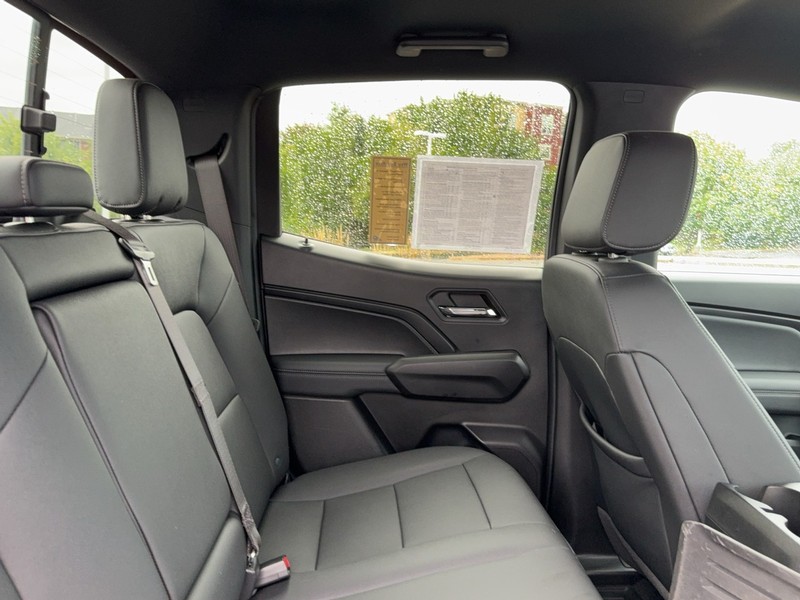 Chevrolet Colorado Vehicle Image 10