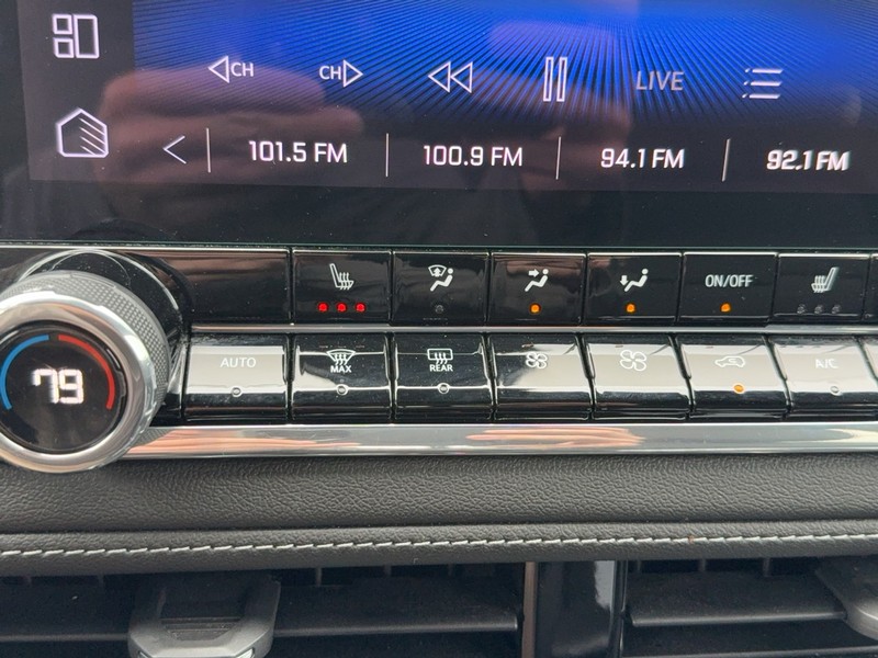 Chevrolet Colorado Vehicle Image 19