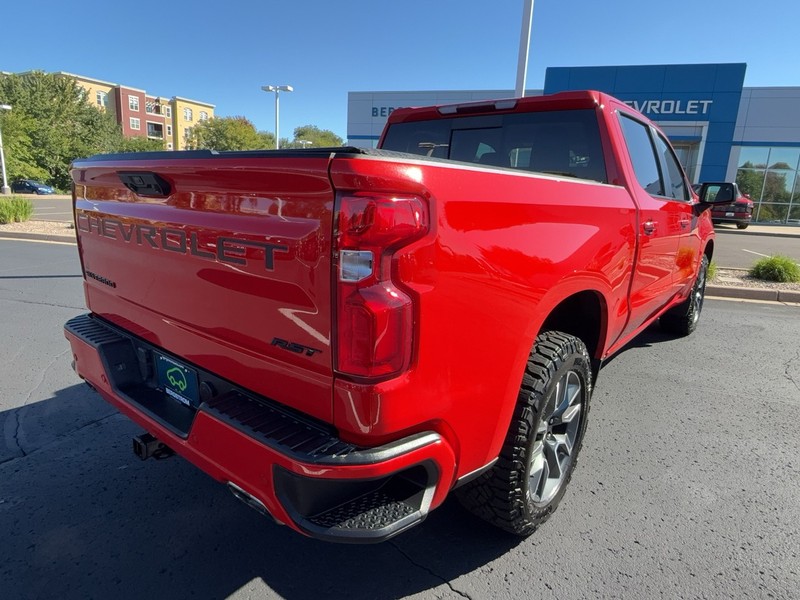 Chevrolet Silverado 1500 Vehicle Image 03
