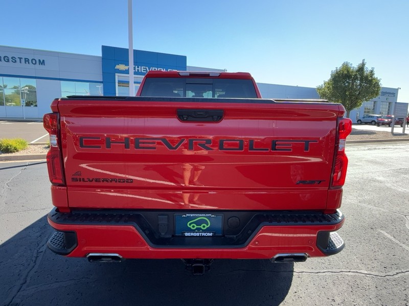 Chevrolet Silverado 1500 Vehicle Image 04