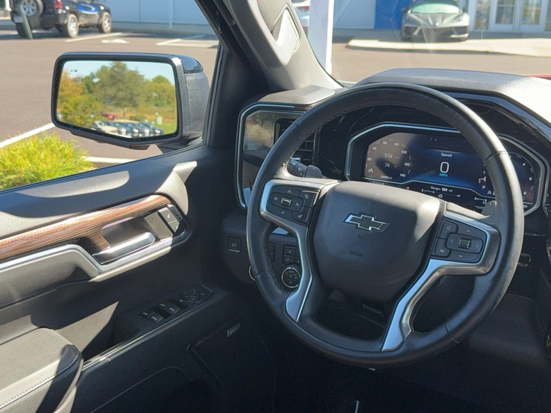 Chevrolet Silverado 1500 Vehicle Image 13