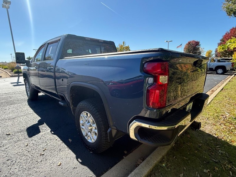 Chevrolet Silverado 2500HD Vehicle Image 06
