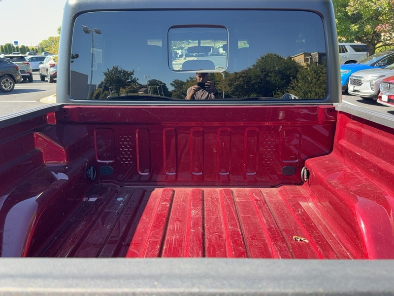Jeep Gladiator Vehicle Image 05