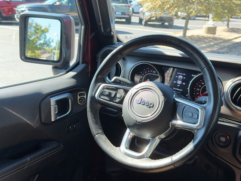 Jeep Gladiator Vehicle Image 14