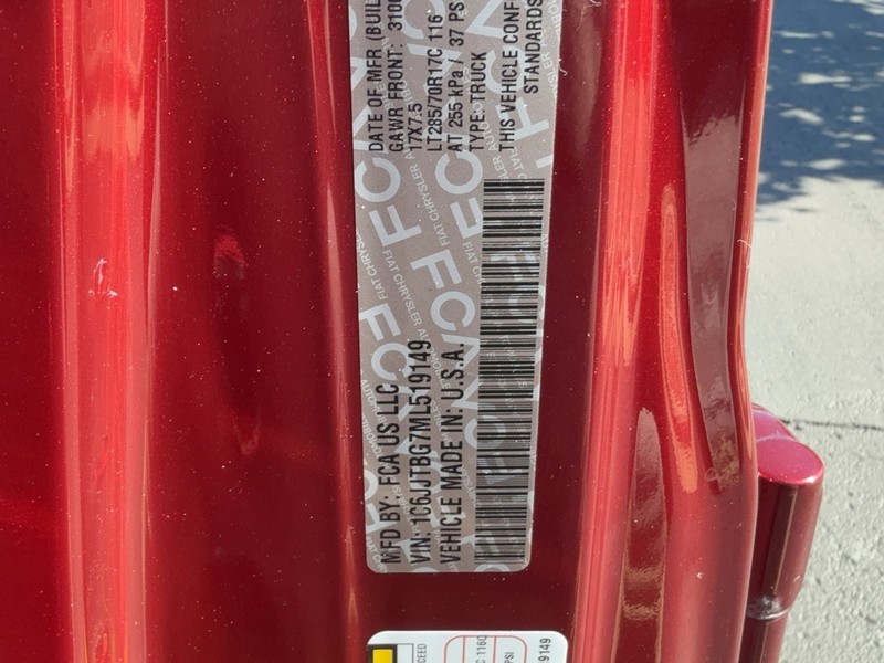 Jeep Gladiator Vehicle Image 25