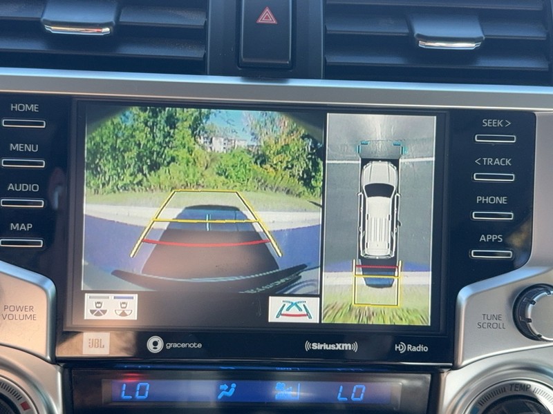 Toyota 4Runner Vehicle Image 21