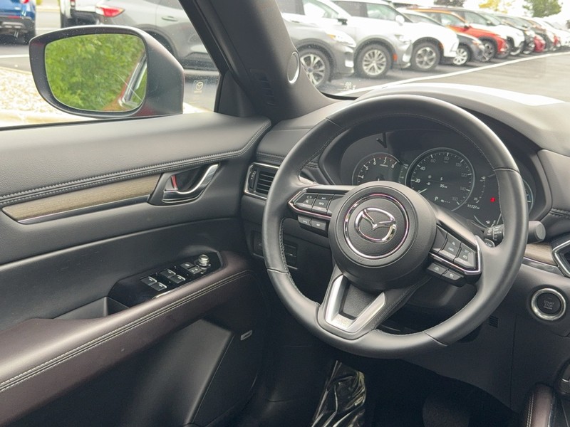 Mazda CX-5 Vehicle Image 14