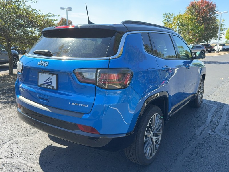 Jeep Compass Vehicle Image 03