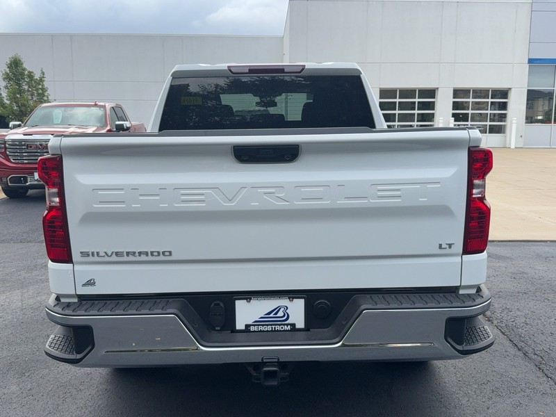 Chevrolet Silverado 1500 Vehicle Image 04