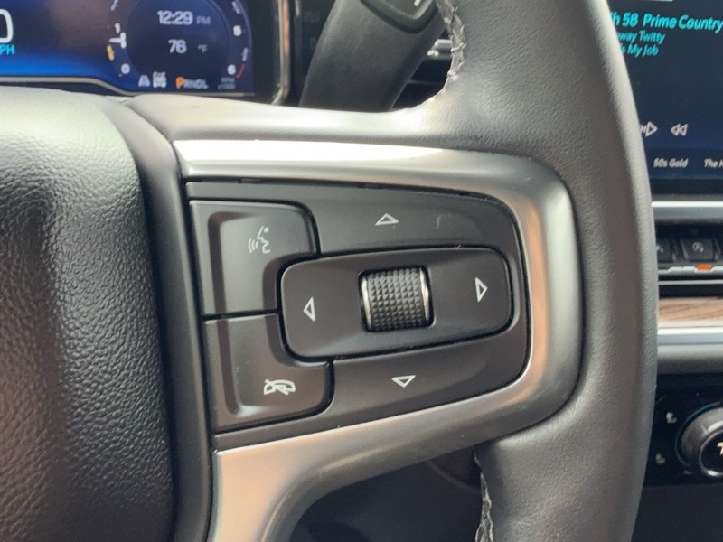 Chevrolet Silverado 1500 Vehicle Image 16