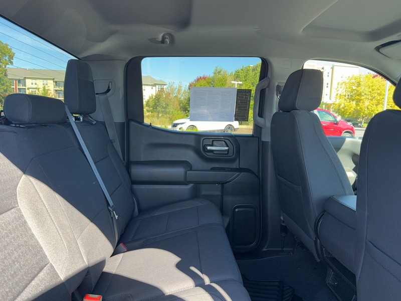 Chevrolet Silverado 1500 Vehicle Image 10