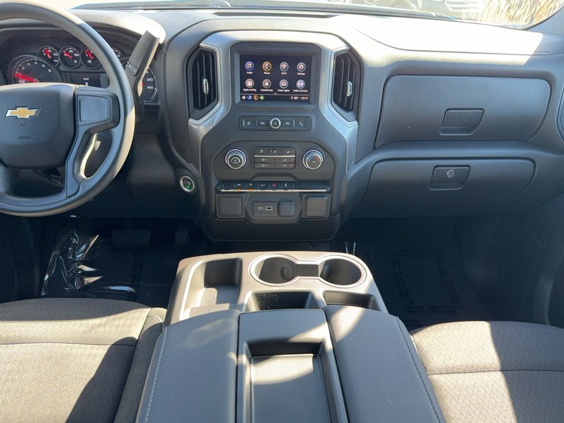 Chevrolet Silverado 1500 Vehicle Image 11