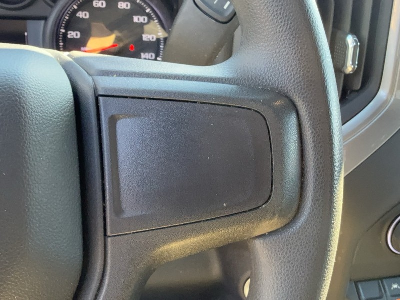 Chevrolet Silverado 1500 Vehicle Image 17