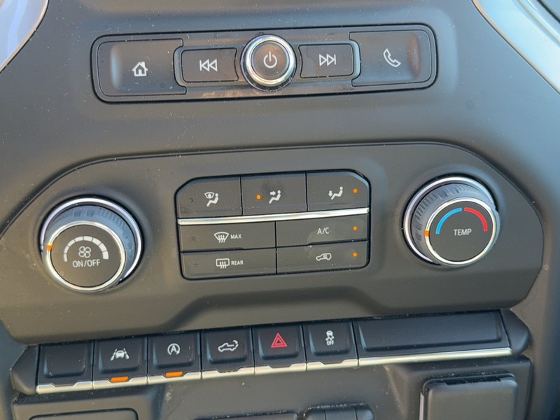 Chevrolet Silverado 1500 Vehicle Image 19