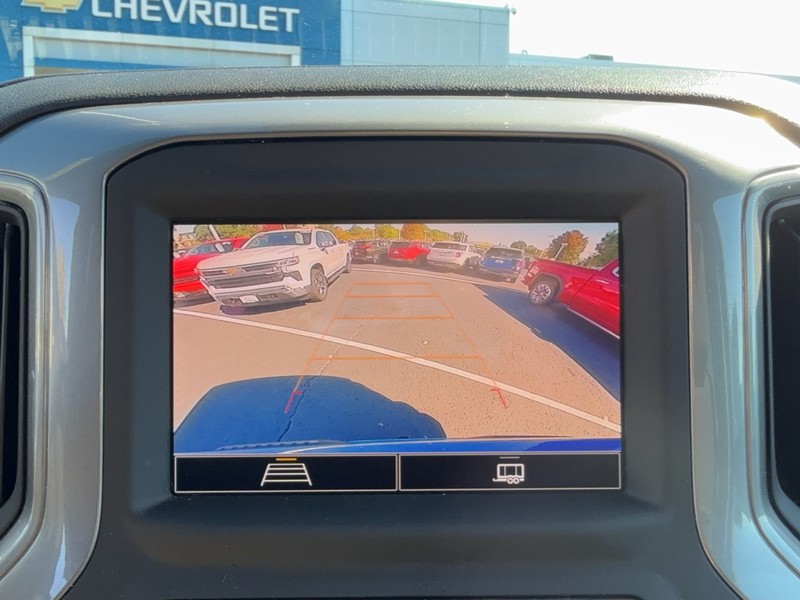 Chevrolet Silverado 1500 Vehicle Image 21