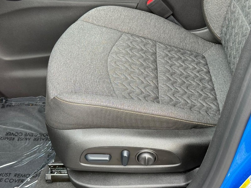 Chevrolet Equinox Vehicle Image 26