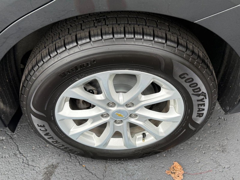Chevrolet Equinox Vehicle Image 07