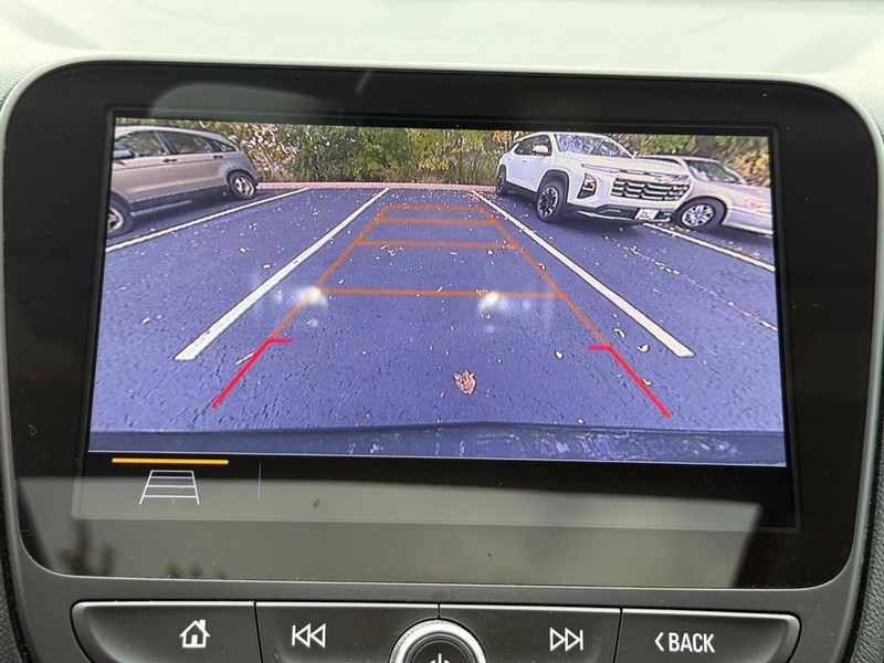 Chevrolet Equinox Vehicle Image 21