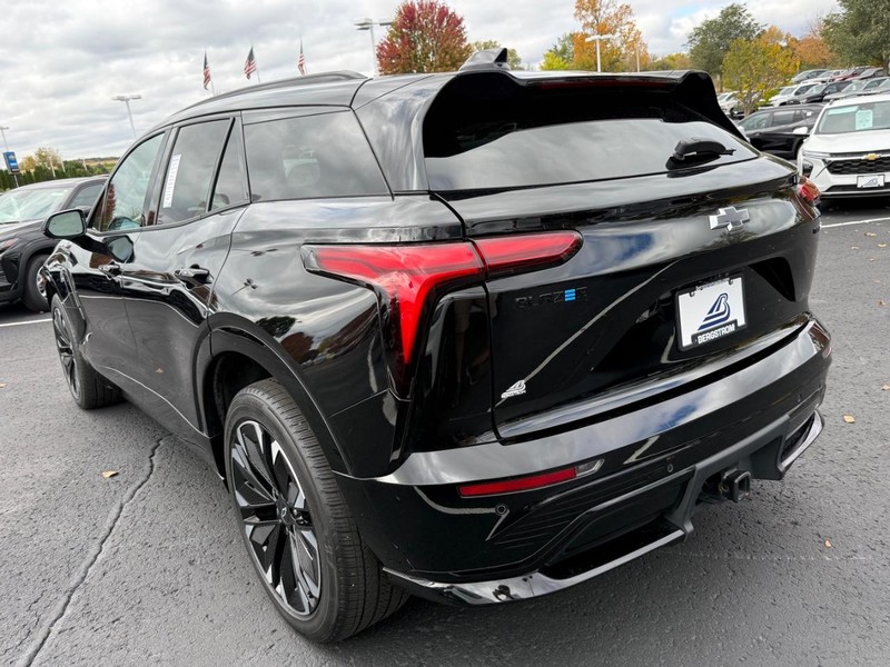 Chevrolet Blazer EV Vehicle Image 06