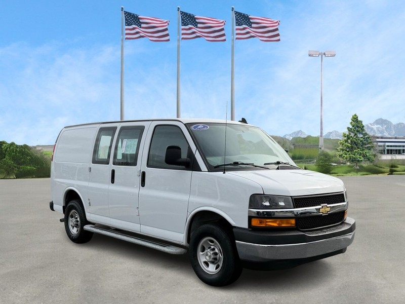 Chevrolet Express Cargo Van Vehicle Full-screen Gallery Image 01