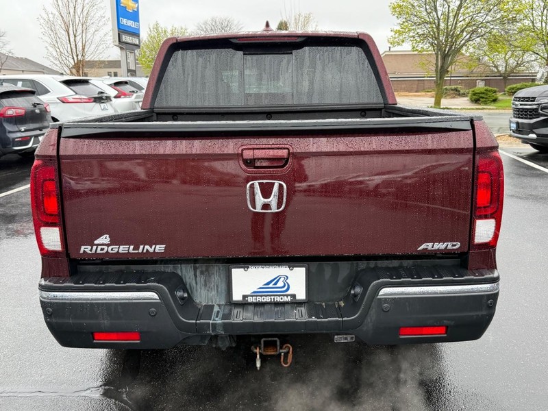 Honda Ridgeline Vehicle Image 04