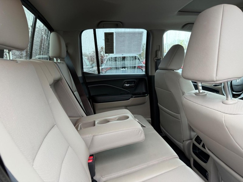 Honda Ridgeline Vehicle Image 10