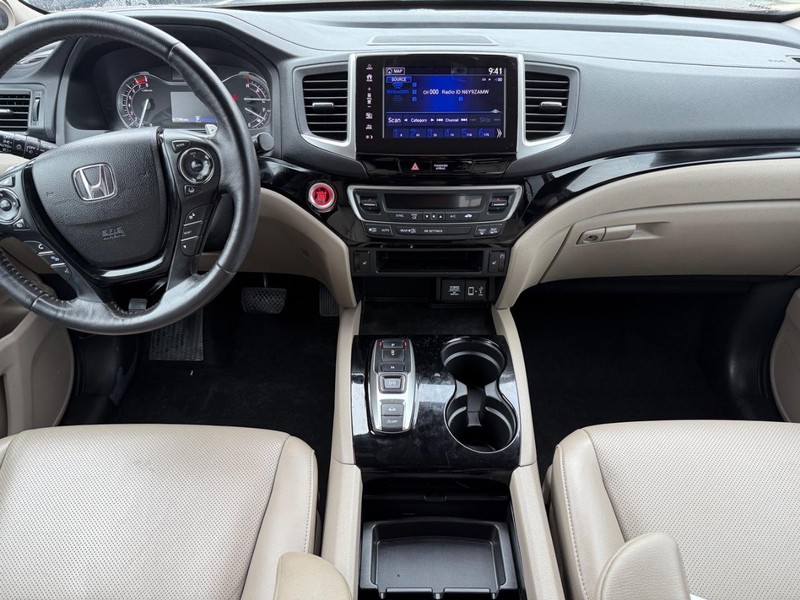 Honda Ridgeline Vehicle Image 11