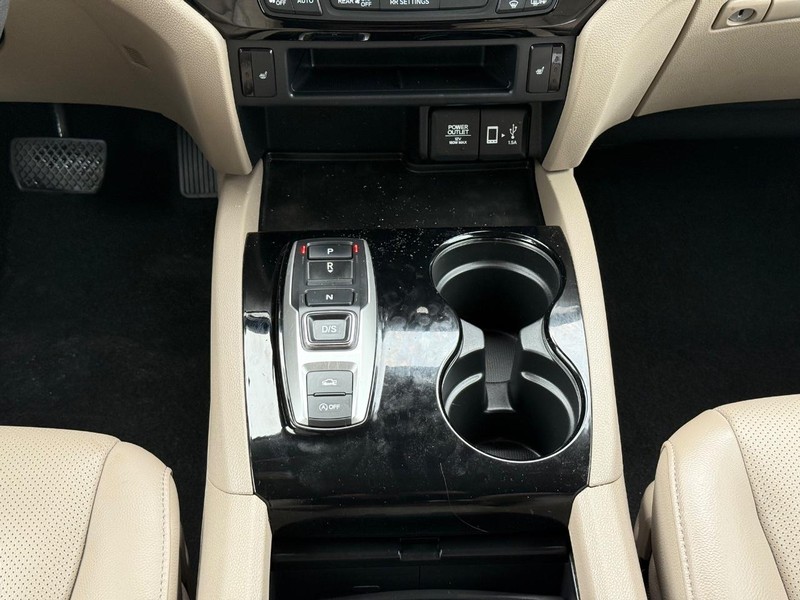 Honda Ridgeline Vehicle Image 13