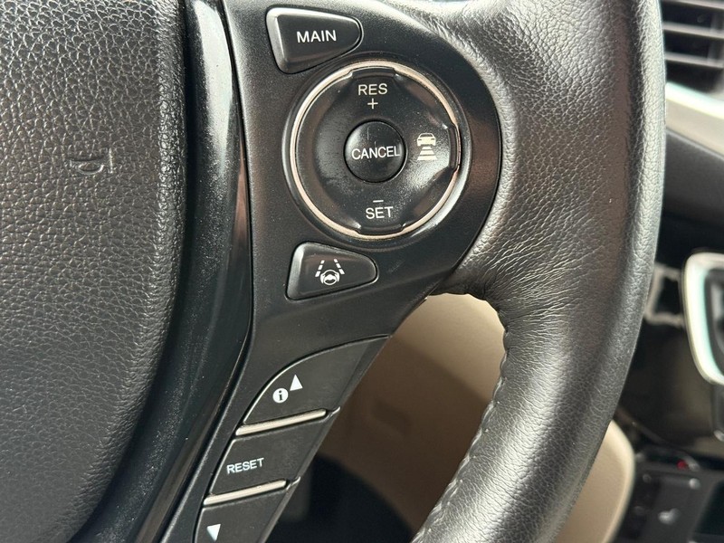 Honda Ridgeline Vehicle Image 17
