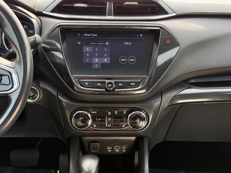 Chevrolet Trailblazer Vehicle Image 11