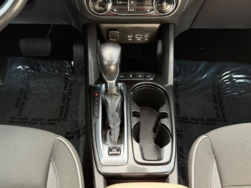 Chevrolet Trailblazer Vehicle Image 12